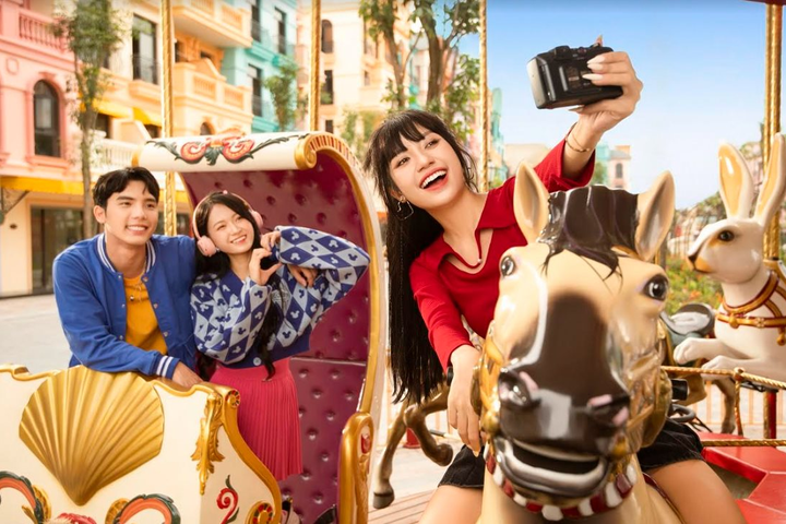 Đăng ký Tour Quy Nhơn – Nhận ngay nón lá in cờ Việt Nam
